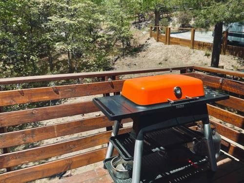 Vibey Mid-century A-frame W/ Patio & Zen Garden