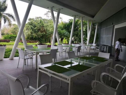 Apartamento Beachside Corasol Lorena Ochoa Para 4 Personas