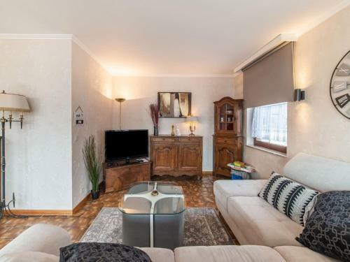 Snug Apartment In Malmedy With Balcony