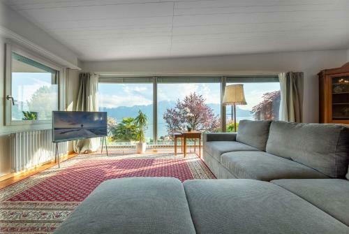 Hostal Rooms In Splendid Apartment With Parking-stunning Lake View
