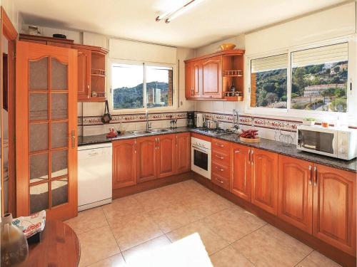 Holiday Home Ctramuntana P-652