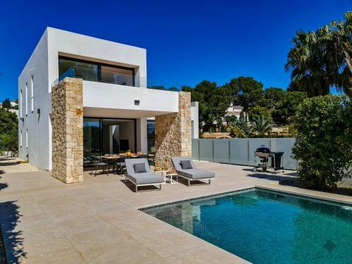 Villa Moderna De Lujo De Nueva Construcci�n A 1km De Playa Fustera