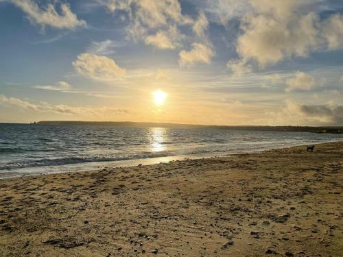 Charming 3 Bedroom Cottage - Praa Sands