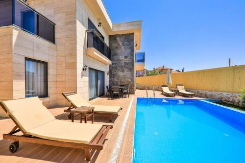 Charming Villa With Private Pool Near Lycian Way In Kas