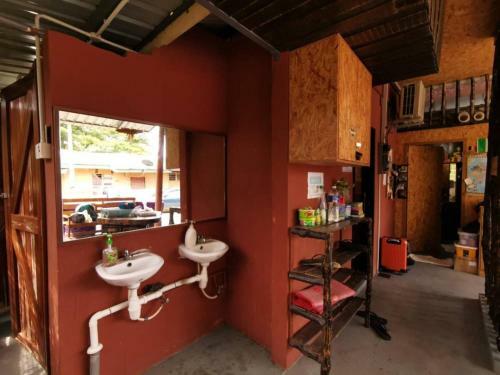 Agosto Taman Negara Hostel