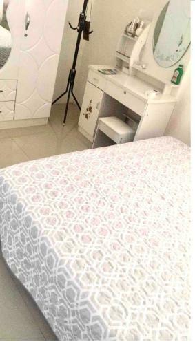 Bed & Breakfast Cozy Vacation House In Guimaras