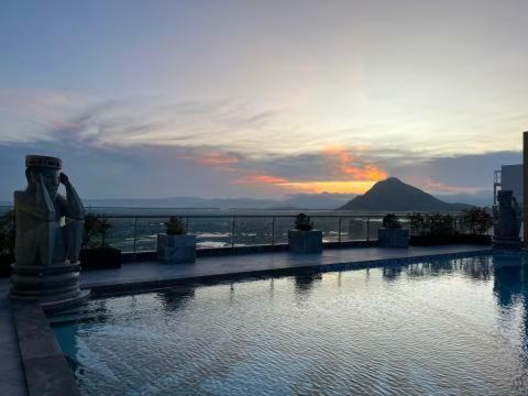 Apartamento C?n H? Cao C?p View Bi?n Apec