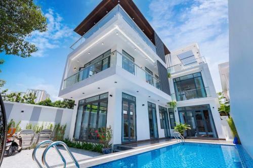 Crystal Villa V?ng T�u