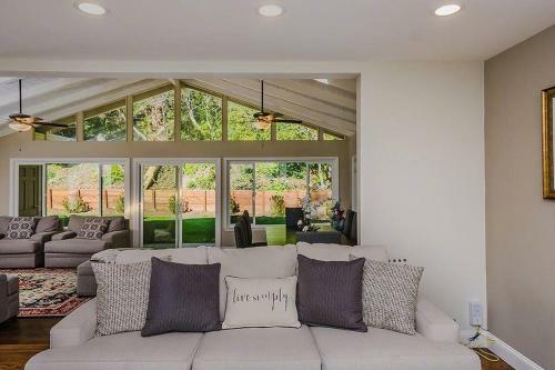 Grand Home San Francisco Bay Area Prime Location