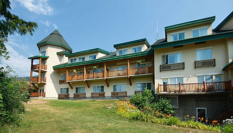 Hillcrest Hotel A Coast Resort