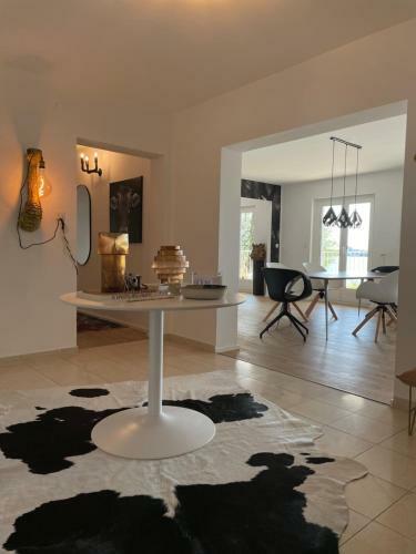 Sunset Apartment Direkt Am Bodensee Mit Parkplatz