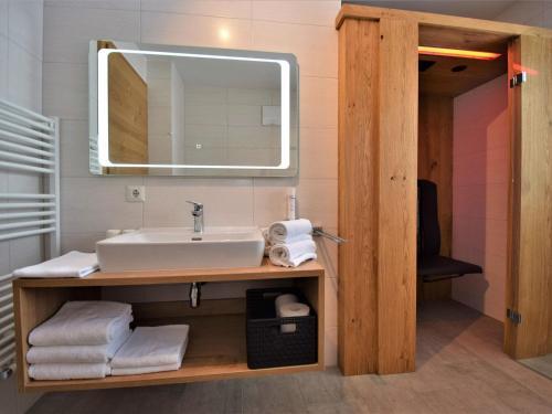 Modern Apartment In Niederau With Ski-storage