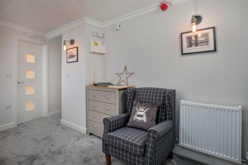 Charming & Cosy Apartment Close To Amenities