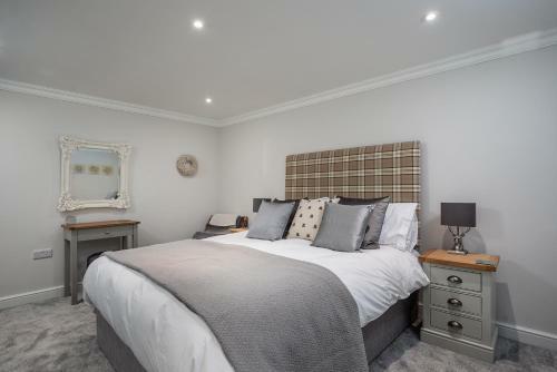 Charming & Cosy Apartment Close To Amenities