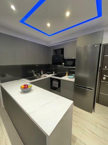 Modern 3-bedroom Apartment In Kiato Centre