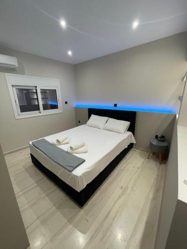 Modern 3-bedroom Apartment In Kiato Centre