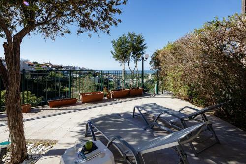 Villa Mahin With Pool And Sea View