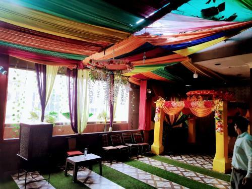 Hotel Samrat