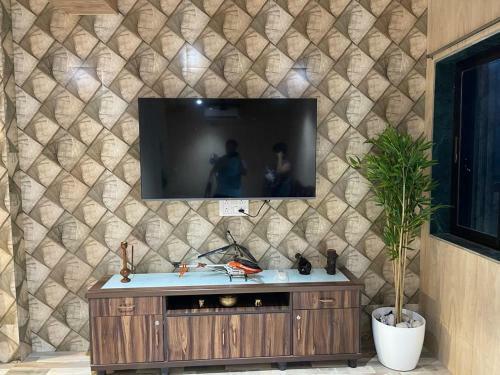 Grey House Villa 6bhk Karjat