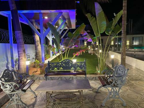 Grey House Villa 6bhk Karjat