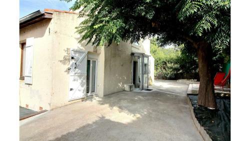 Holiday House For 6 People