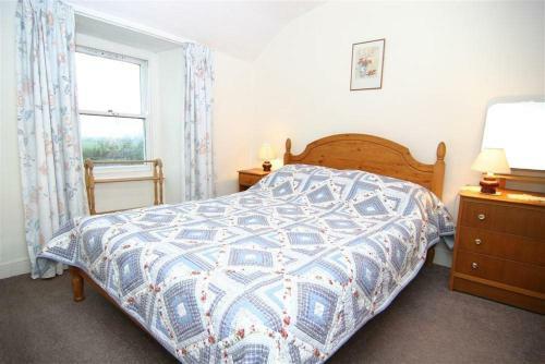 Former Farmhouse Nr Harlech 4043