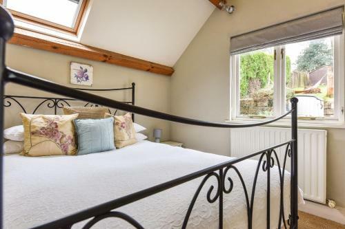Les Charmettes , Haslemere