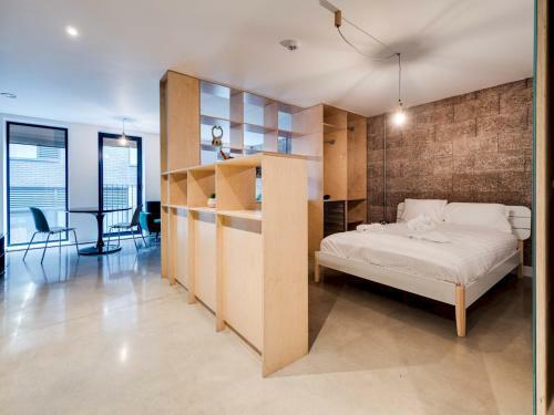 Pass The Keys Modern Studio Apartment Manchester