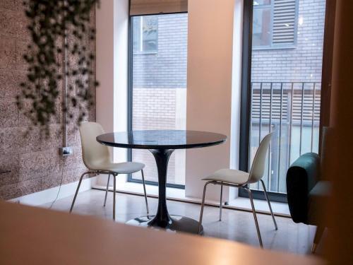 Pass The Keys Modern Studio Apartment Manchester