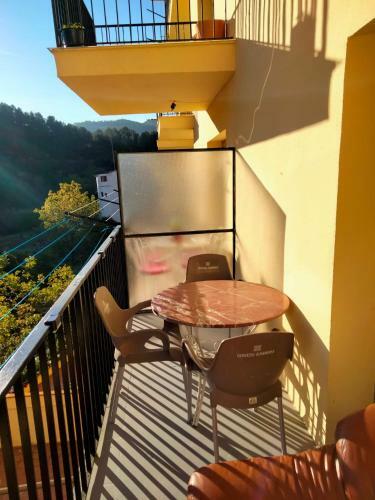 Apartamento D�plex Frente Al Rio En Montanejos