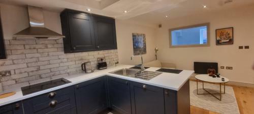 Hounds Gate Luxury Apartments By 1508 Stays