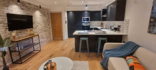 Hounds Gate Luxury Apartments By 1508 Stays