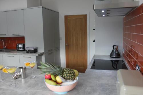 Lowes Meadow Cottage Holiday Rental