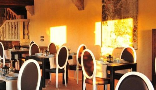 Hostal O Paxareco De Ay