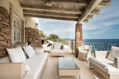 [villa Sul Mare] Con Piscina E Jacuzzi Privata