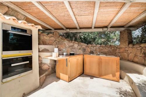 [villa Sul Mare] Con Piscina E Jacuzzi Privata