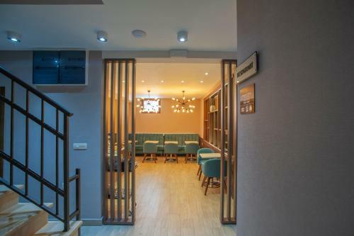 Hotel Twelve By Aycon