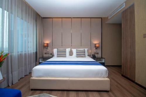 Hotel Ioka H�tel & Suites Lom�