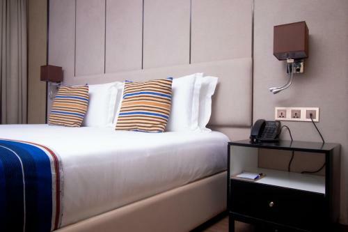 Hotel Ioka H�tel & Suites Lom�