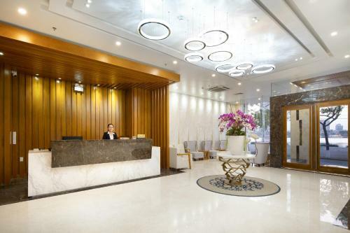Star City Hotel & Apartments