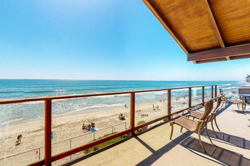 2489 Ocean Street Main