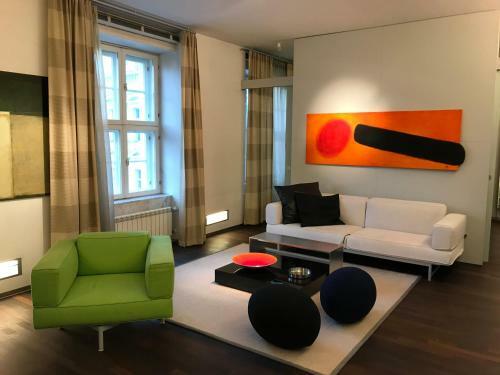 Dream Stay - Luxury Design Apartment With Main Square View And Jacuzzi