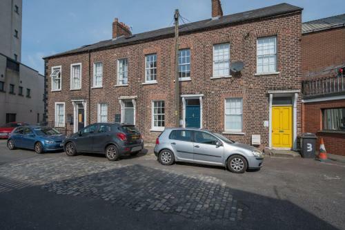 Central Belfast Apartments: Georgian House