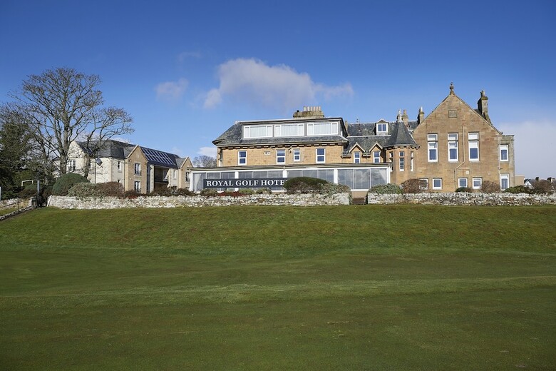 Royal Golf Hotel