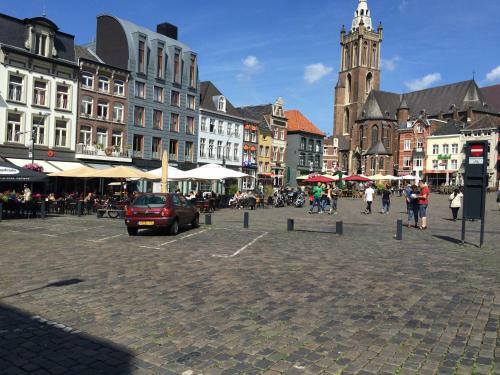 Hotel En Grand Caf� De Pauw