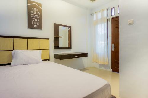 Hotel Vaccinated Staff - Oyo Life 2354 Rose House