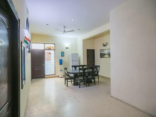 Hotel Oyo 80673 Omi Guest House