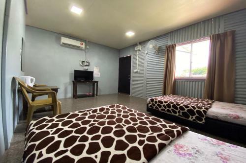 Hotel Oyo 90284 Kampung Stay Kilimu