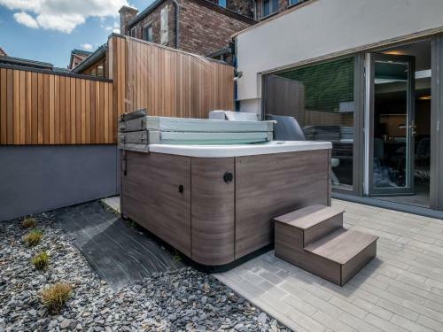 Modern Holiday Home In Marchin With Jacuzzi And Terrace