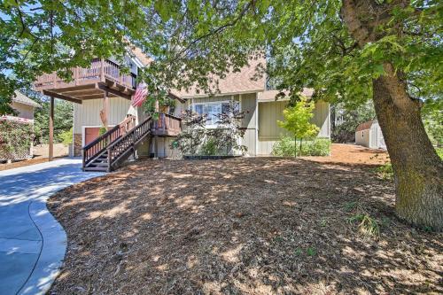 Lake Arrowhead Home With Fireplace And Game Room!